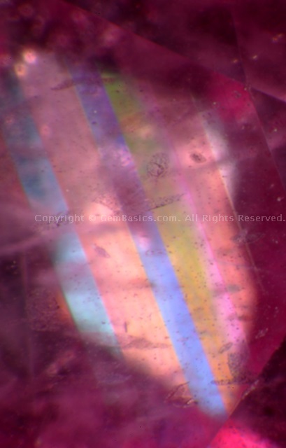 Polysynthetic twinning in magmatic corundum